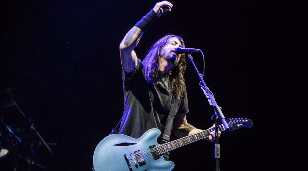 Фото с концерта группы Foo Fighters
