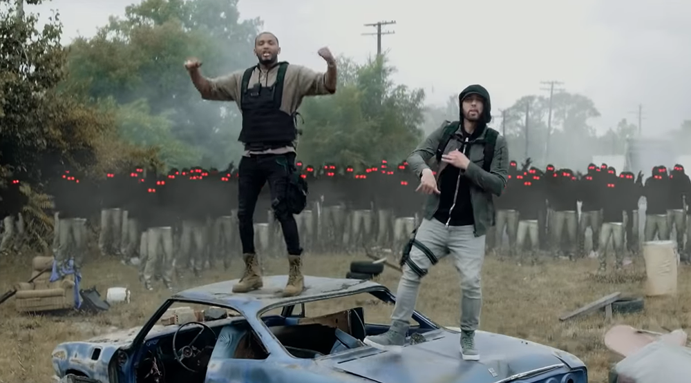 Кадр из клипа «Lucky You»