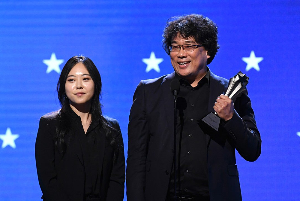 Пон Джун-хо на премии Critics Choice Awards 2020