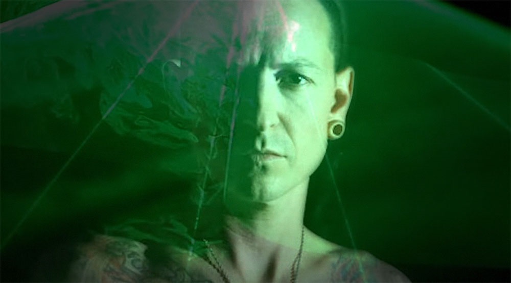 Кадр из видео «B12»