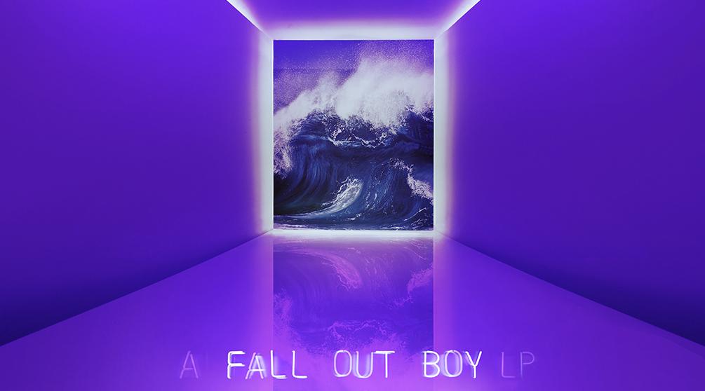 Фрагмент обложки альбома Fall Out Boy "M A N I A"
