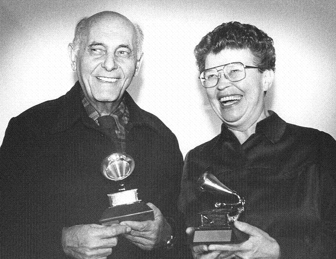 Георг Шолти и Маргарет Хиллис со своими «Грэмми», 1986 год.