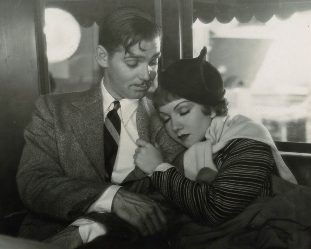 Кадр из фильма «Это случилось однажды ночью» (1943)