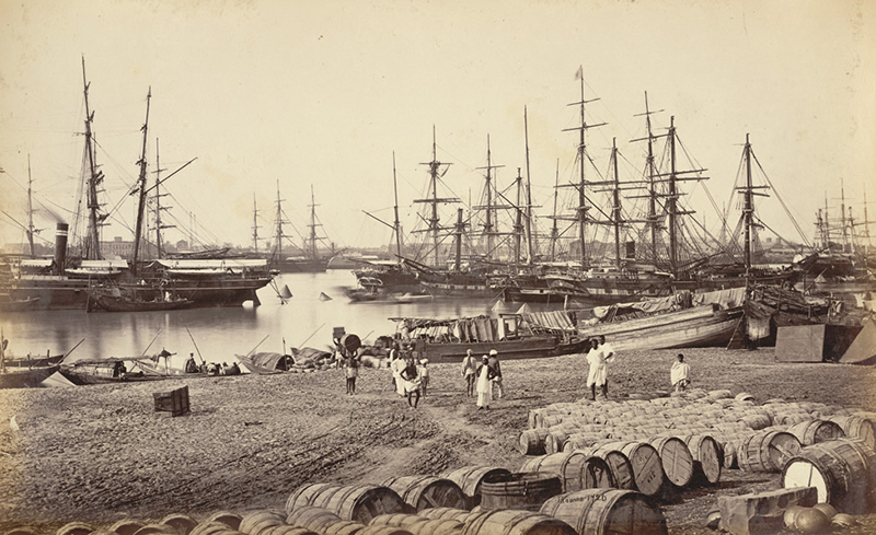 Калькутта. Разгрузка корабельных грузов около таможни, 1865 год.