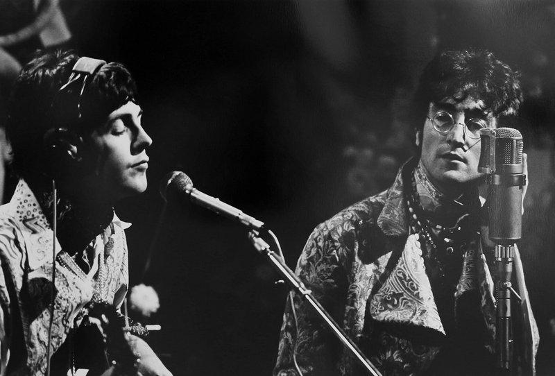 Пол Маккартни и Джон Леннон на передаче “Our World”, 1967 год