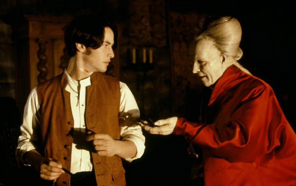 Кадр из фильма «Дракула» (1992)