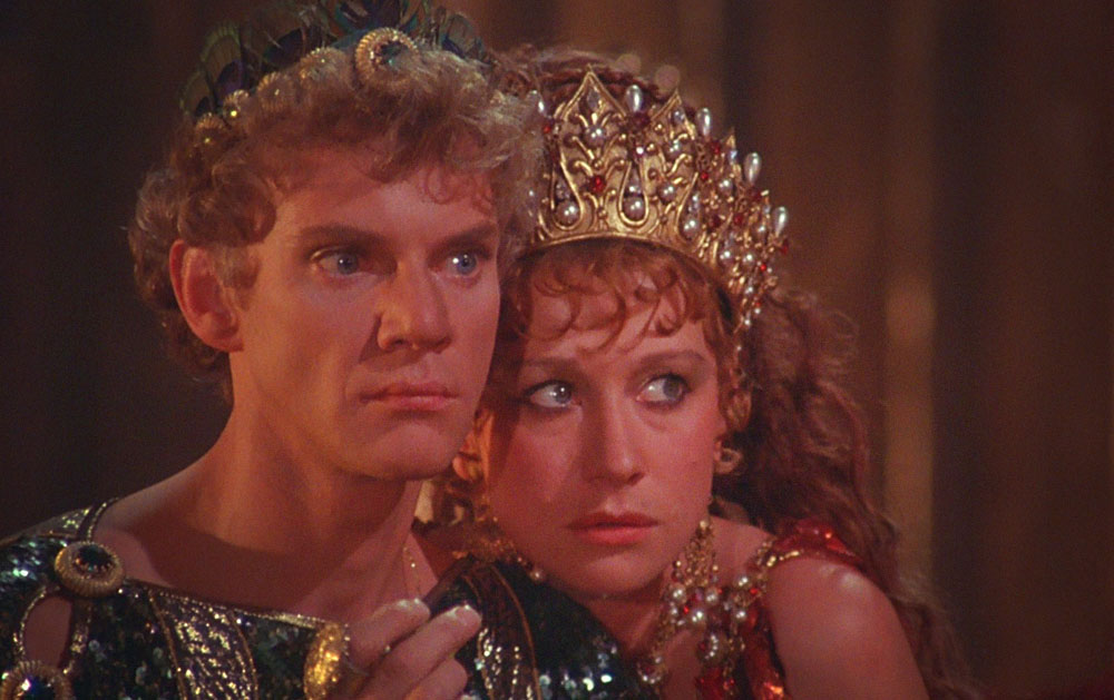 Кадр из фильма «Калигула» (1979)