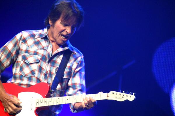 Джон Фогерти выпустит новый сольный альбом в следующем году