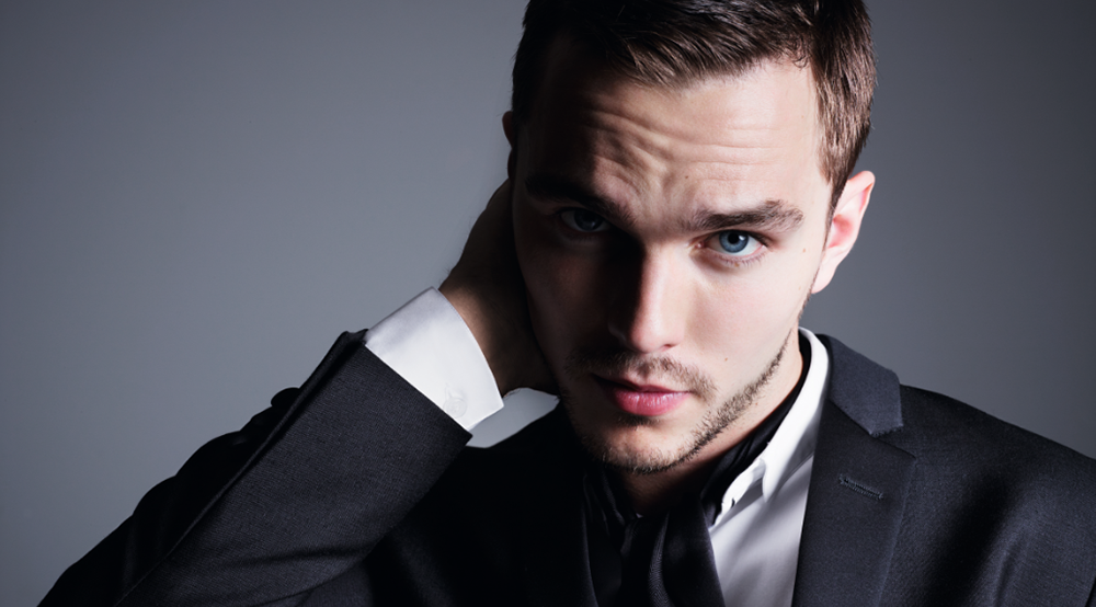 Николас Холт