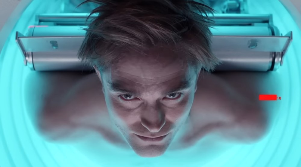 Роберт Паттинсон стал клоном в первом тизере фильма «Мики 17» от ...