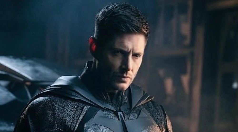 Дженсен Эклс стал Бэтменом на фан-арте к фильму «Отважный и смелый»