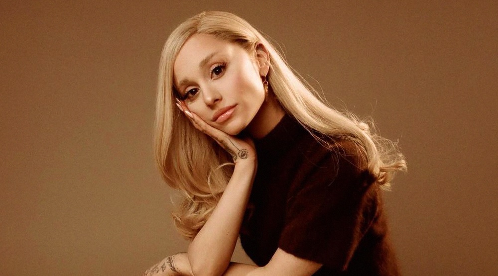 Ариана Гранде выпустила первый за 3 года альбом «Eternal Sunshine»