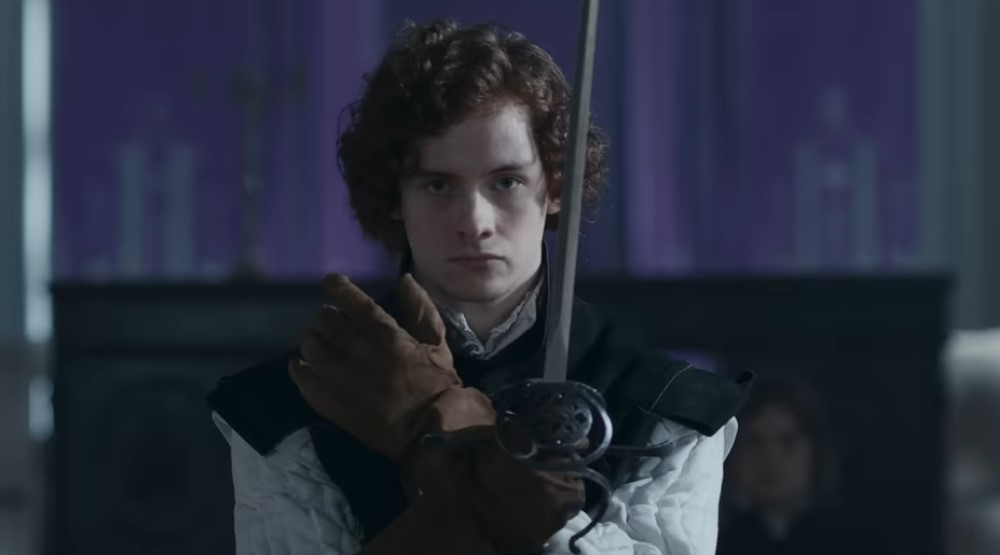 Мен ересек әйелді қонаққа шақырамын