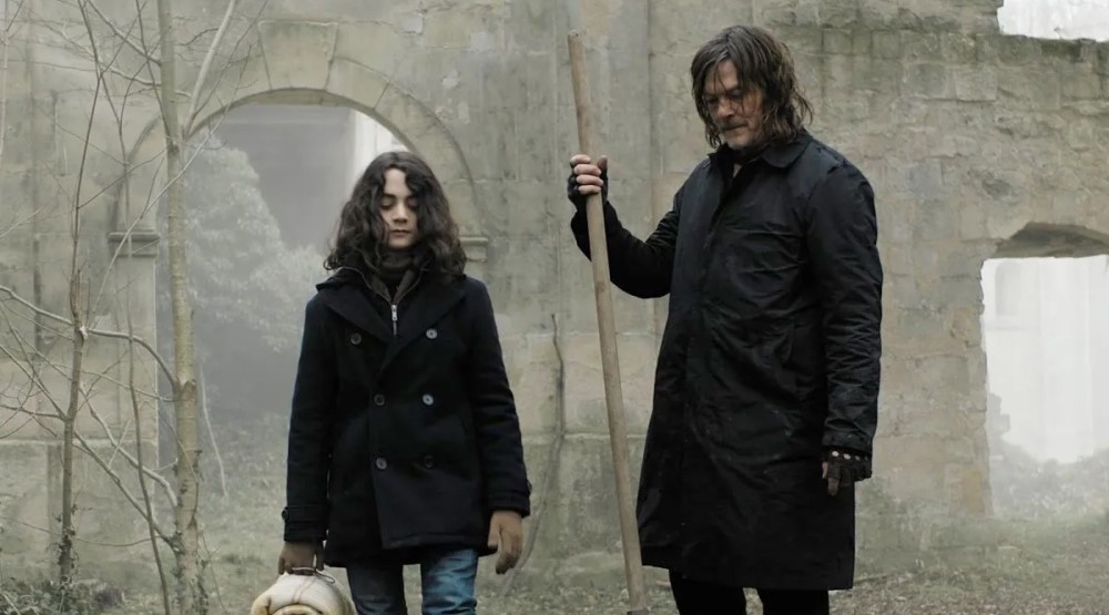 Лоран из «Дэрила Диксона» может вернуться в новых сериалах по «Ходячим ...