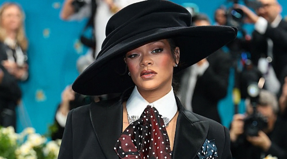 Көптеген ер адамдармен онлайн режимінде хардкор секс көріңіз.