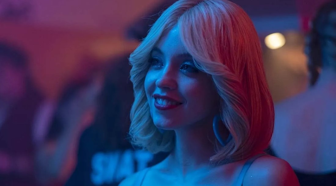 Сидни Суини отметила завершение съемок 3 сезона «Эйфории» свежими фото