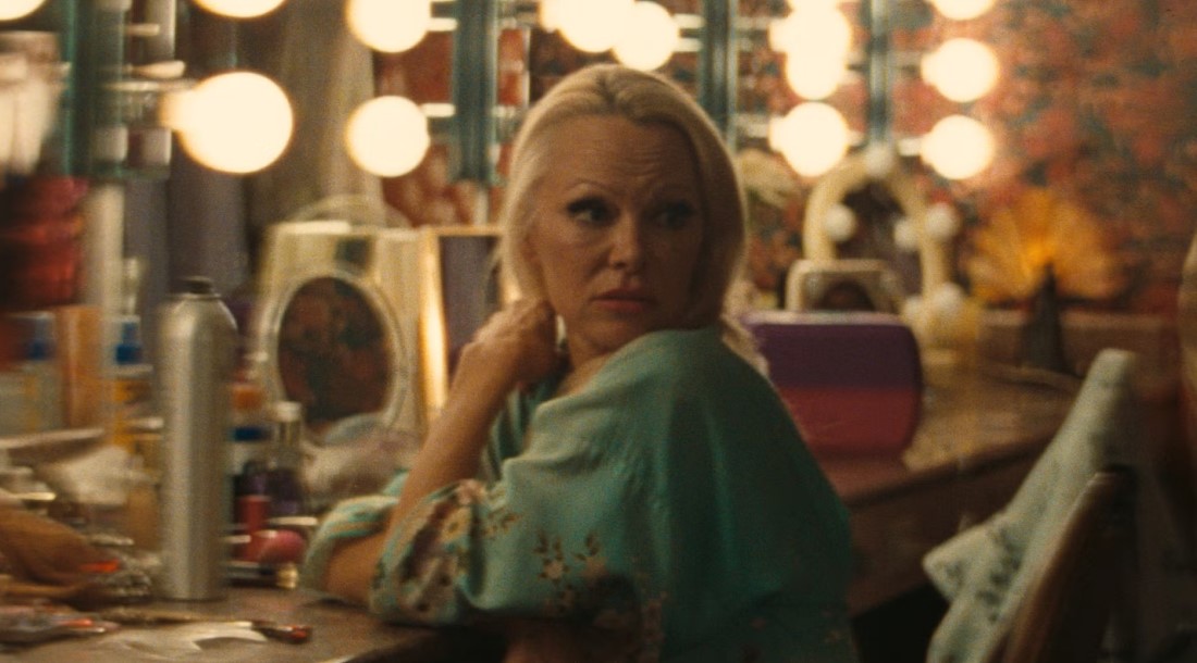 Памеле Андерсон было «мерзко» сидеть с Сетом Рогеном на премии «Золотой глобус»-2026