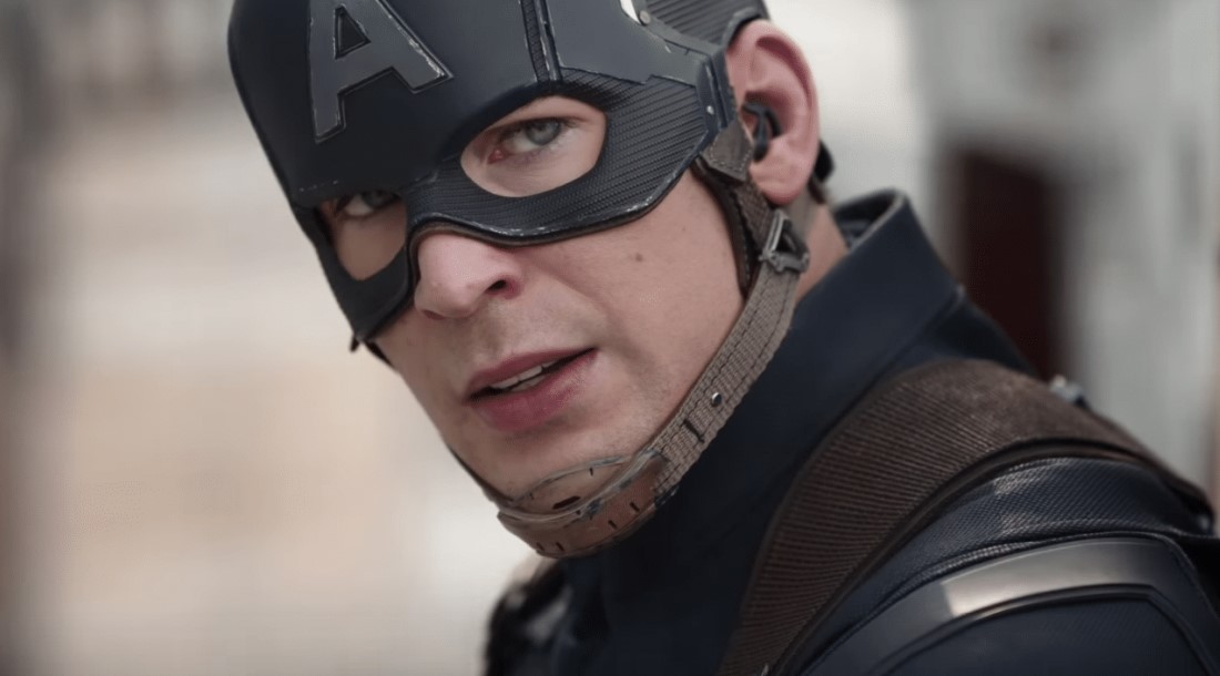 В фильме «Мстители: Доктор Дум» Стив Роджерс может попасть в мир «Фантастической четверки»