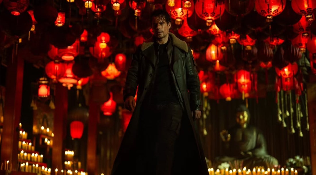 На первых кадрах со съемок нового «Горца» засветился Генри Кавилл с мечом