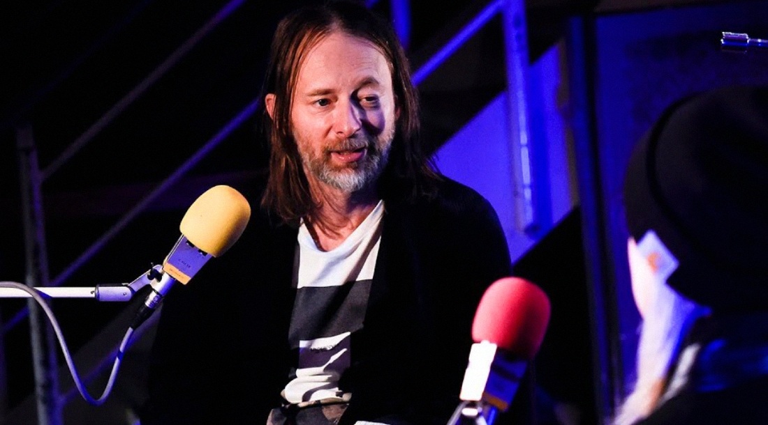 Том Йорк из Radiohead исполнил новую песню «Space Walk» на церемонии Ivor Novello 2026