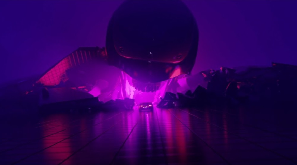 Кадр из клипа «The Dark Side»