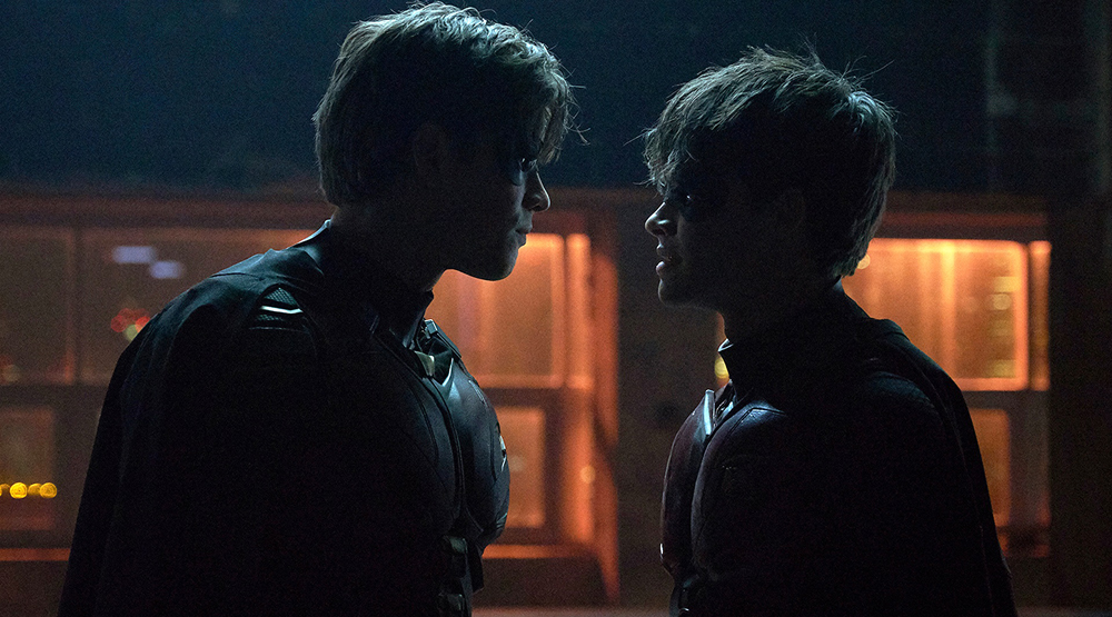 Кадр из сериала «Титаны»