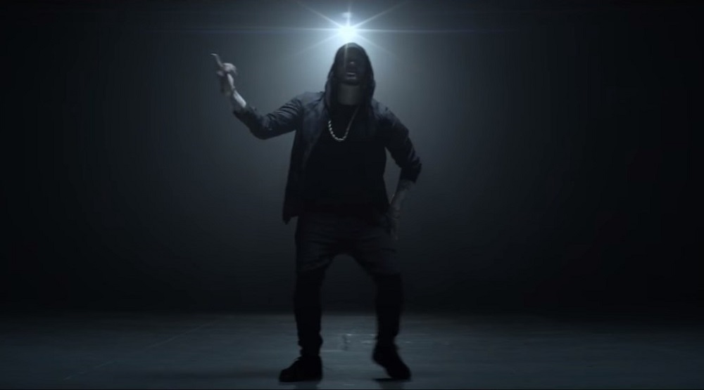 Кадр из клипа «Venom»