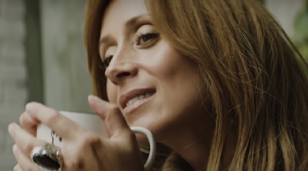 Лара Фабиан в клипе «Je Suis à Toi»