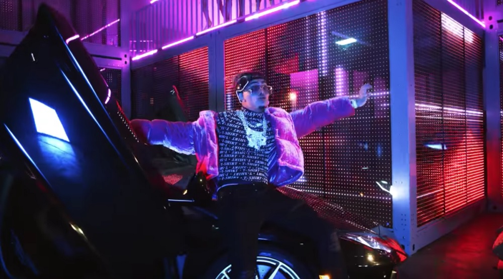 Lil Pump в клипе «Butterfly Doors»