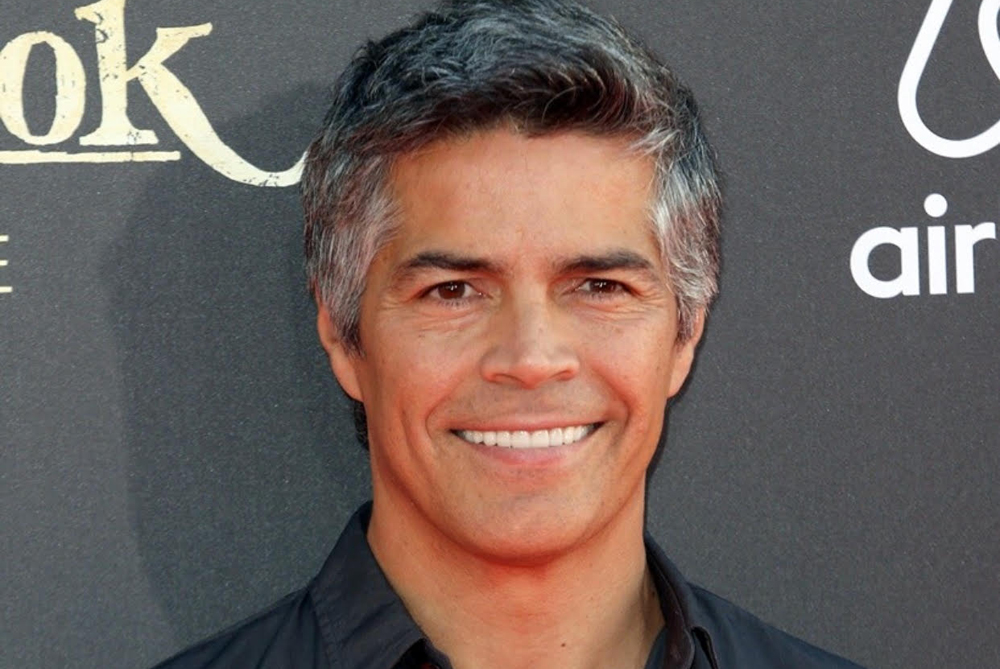 Эсай Моралес