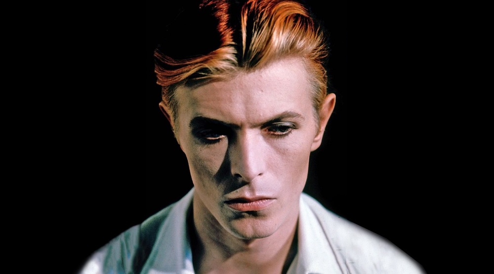 Дэвид Боуи в фильме «Человек, который упал на Землю»