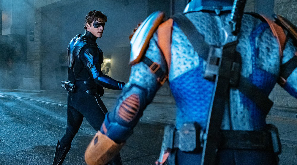 Кадр из сериала «Титаны»