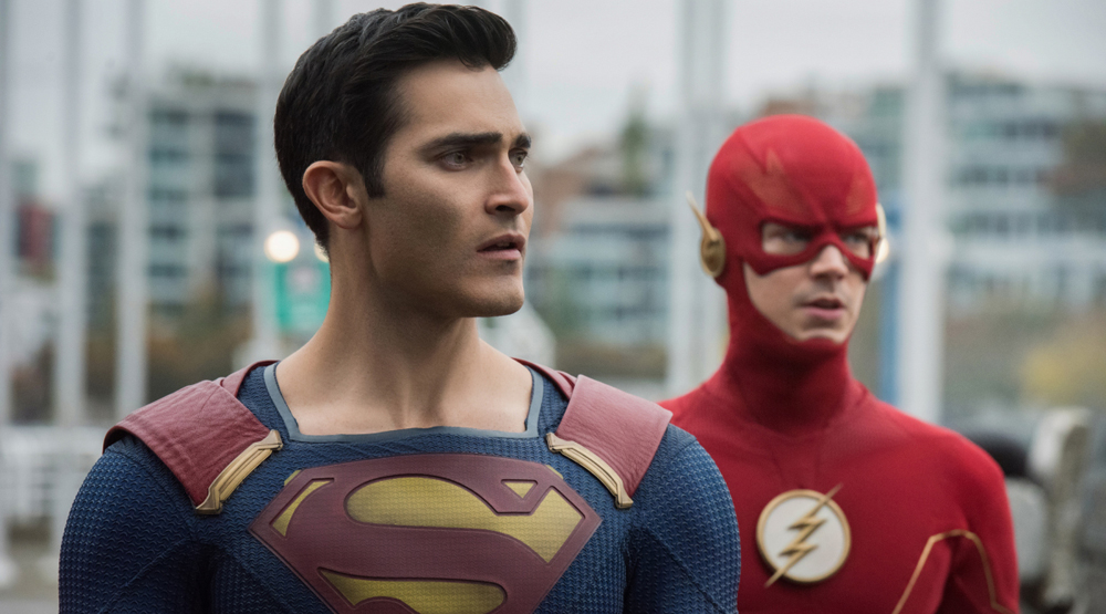 Кадр из кроссовера «Кризис на бесконечных Землях»