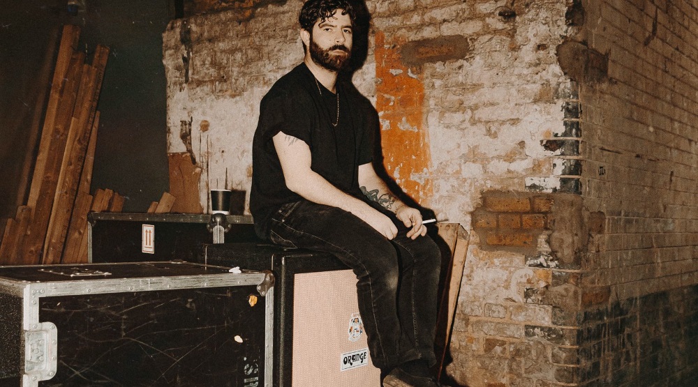 Фронтмен Foals Яннис Филиппакис/ Фото: Twitter.com/foals