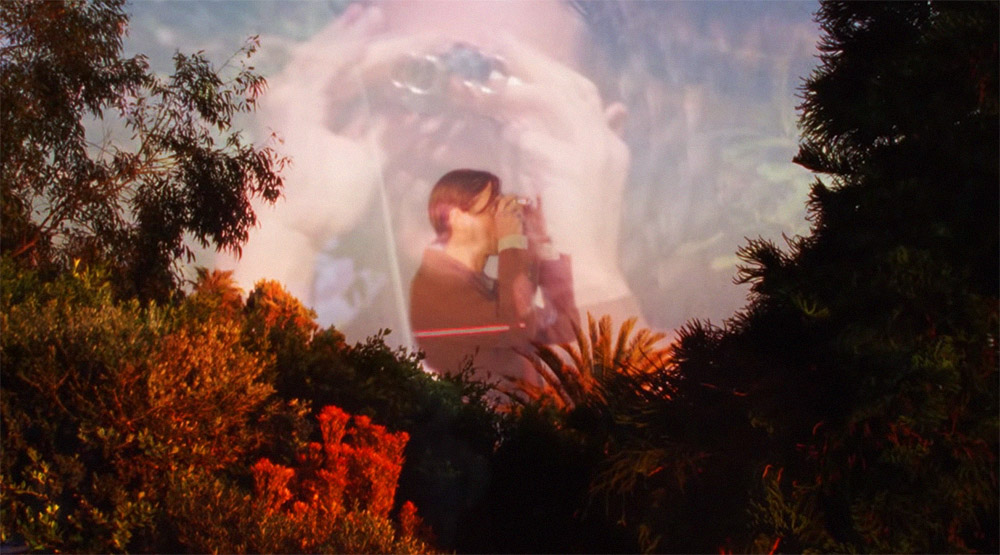 Кадр из клипа «Brand E»