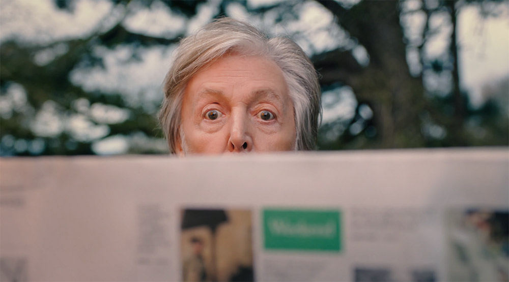 Кадр из клипа «The Kiss of Venus»