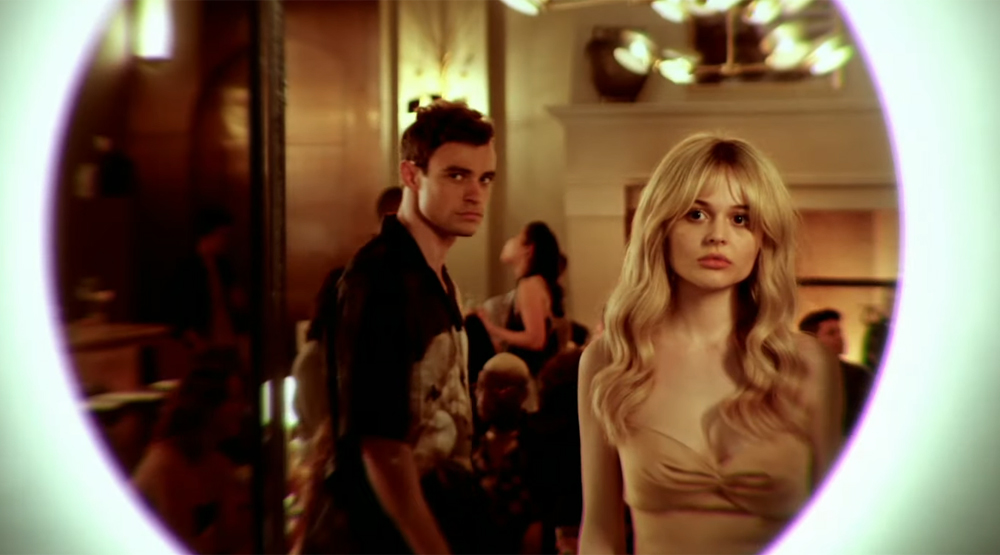 Кадр из тизера сериала «Сплетница»