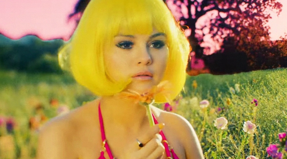 Кадр из клипа «999»