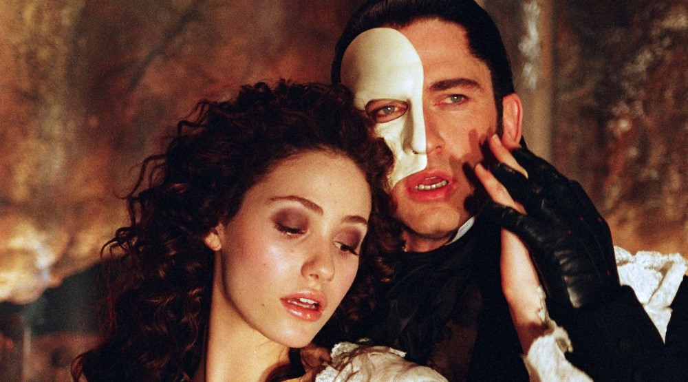 Кадр из фильма «Призрак оперы» (2004)