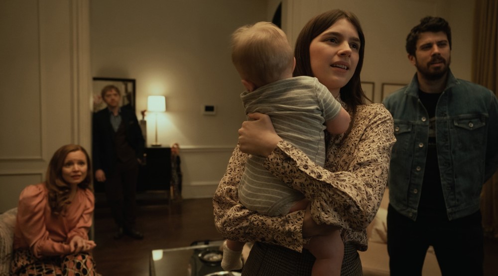 Кадр из сериала «Дом с прислугой»