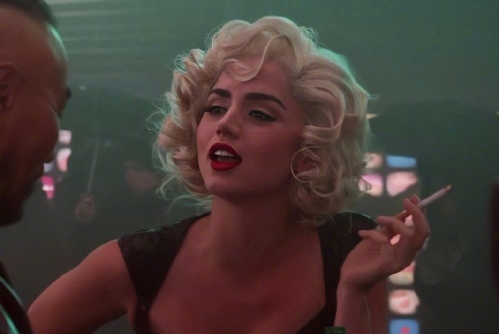 Кадр из фильма «Блондинка»