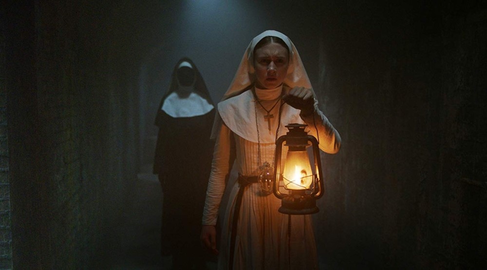 Кадр из фильма «Проклятие монахини»