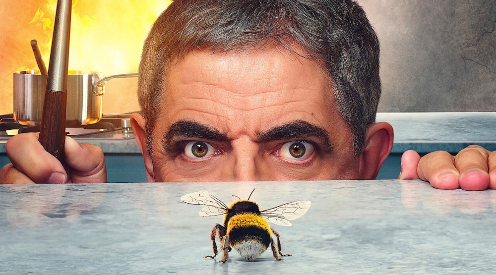 Промо-постер сериала «Человек против пчелы»