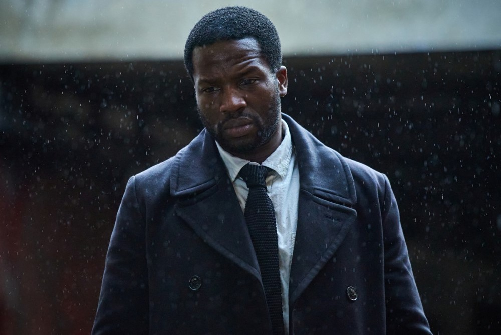 Сопе Дирису в сериале «Банды Лондона»