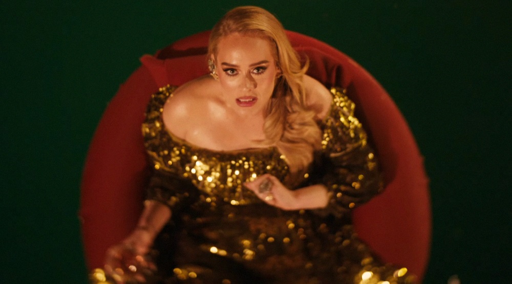 Кадр из клипа «I Drink Wine»