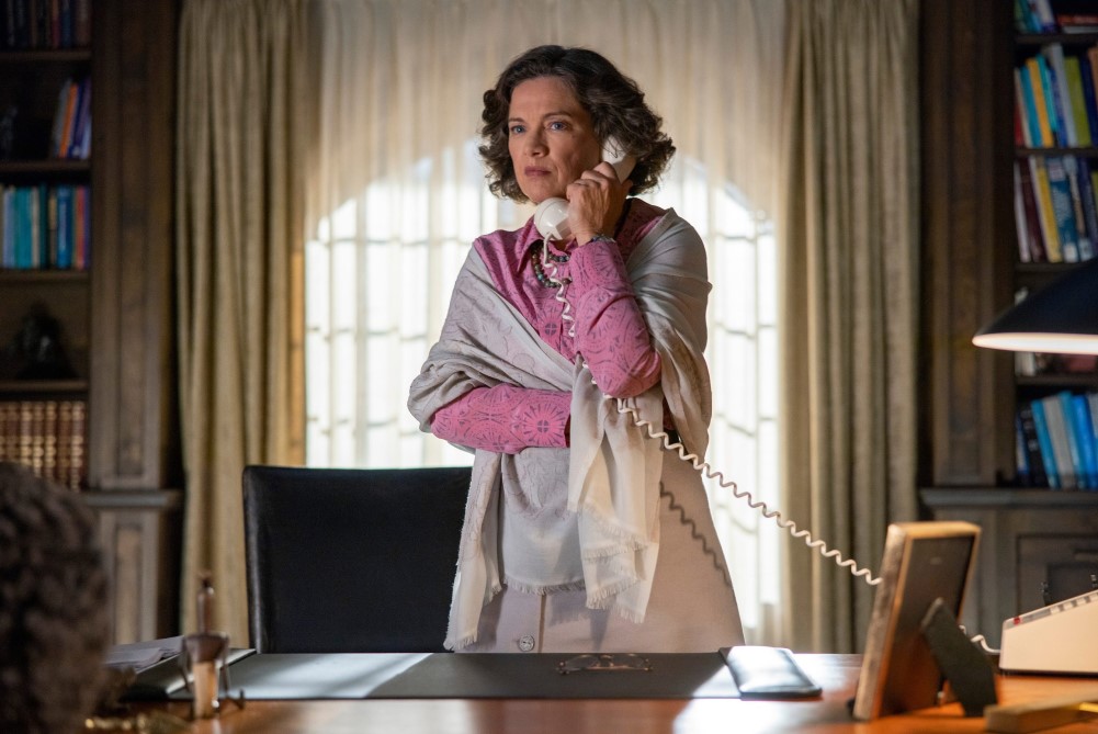 Кадр из 1 сезона сериала «Клуб полуночников» (2022)