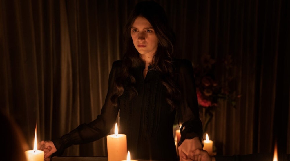 Кадр из 4 сезона сериала «Дом с прислугой» (2023)