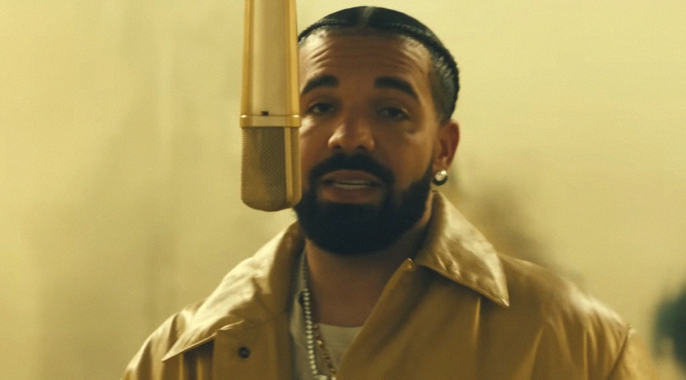 Дрейк, кадр из видео «Drake & 21 Savage - Privileged Rappers | A COLORS SHOW»