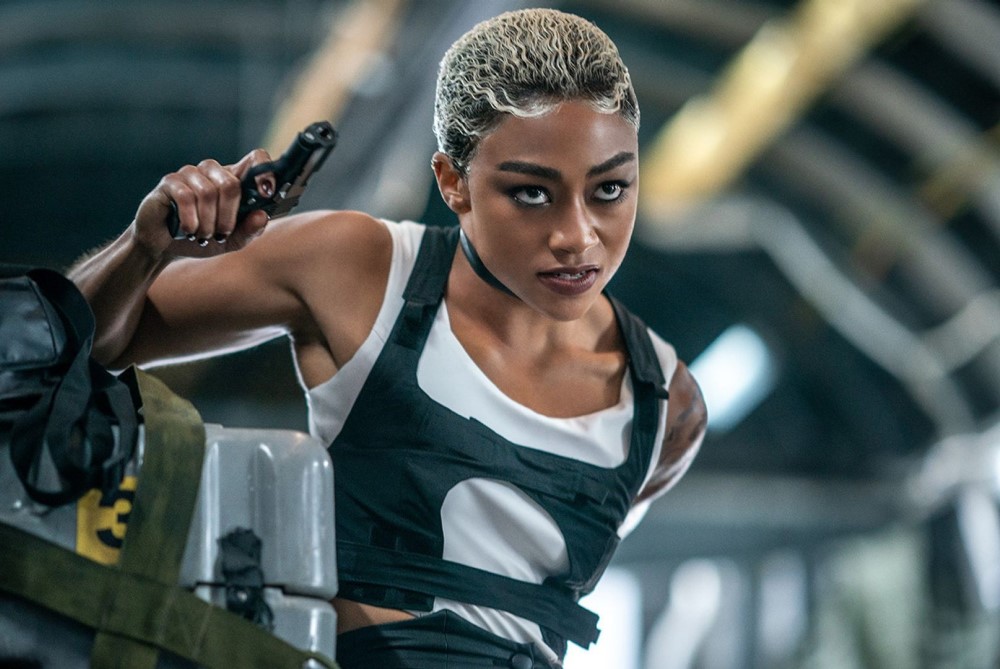 Тати Габриэль, кадр из фильма «Анчартед: На картах не значится» (2022)