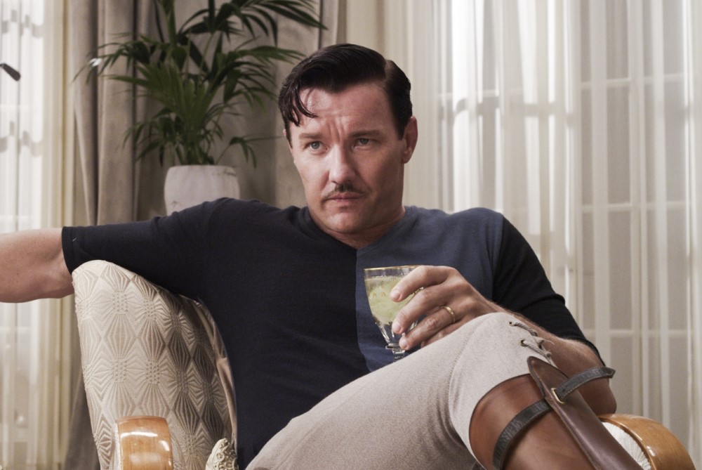 Джоэл Эдгертон, кадр из фильма «Великий Гэтсби» (2013)